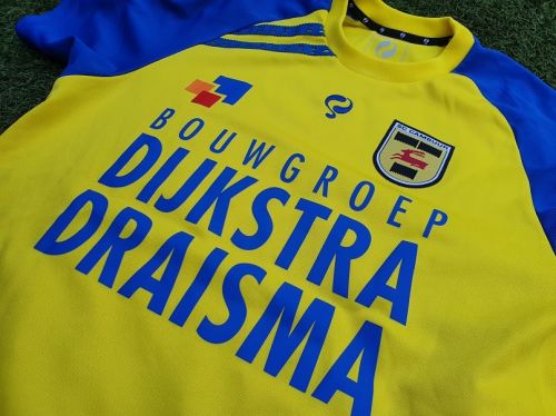 SC Cambuur 2017-18 Home Kit