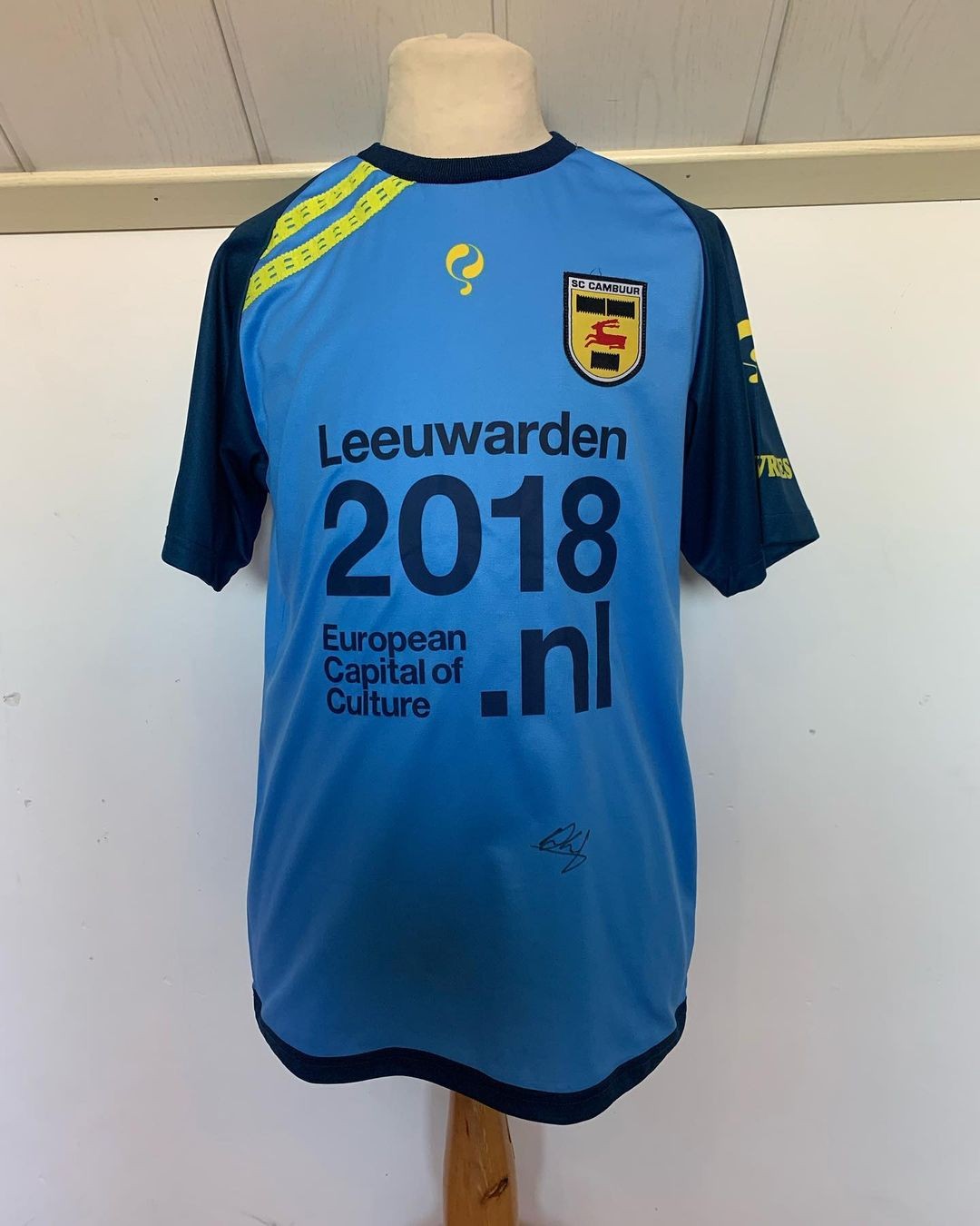 SC Cambuur 2017-18 Away Kit