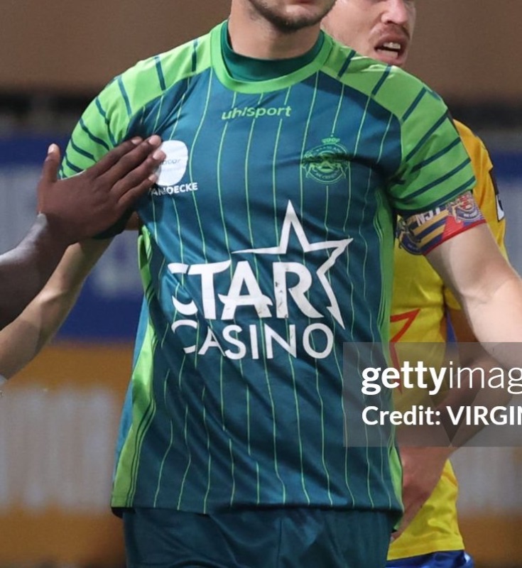 SK Beveren 2021-22 GK 1 Kit