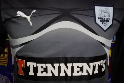 Preston North End 2010-11 GK 1 Kit