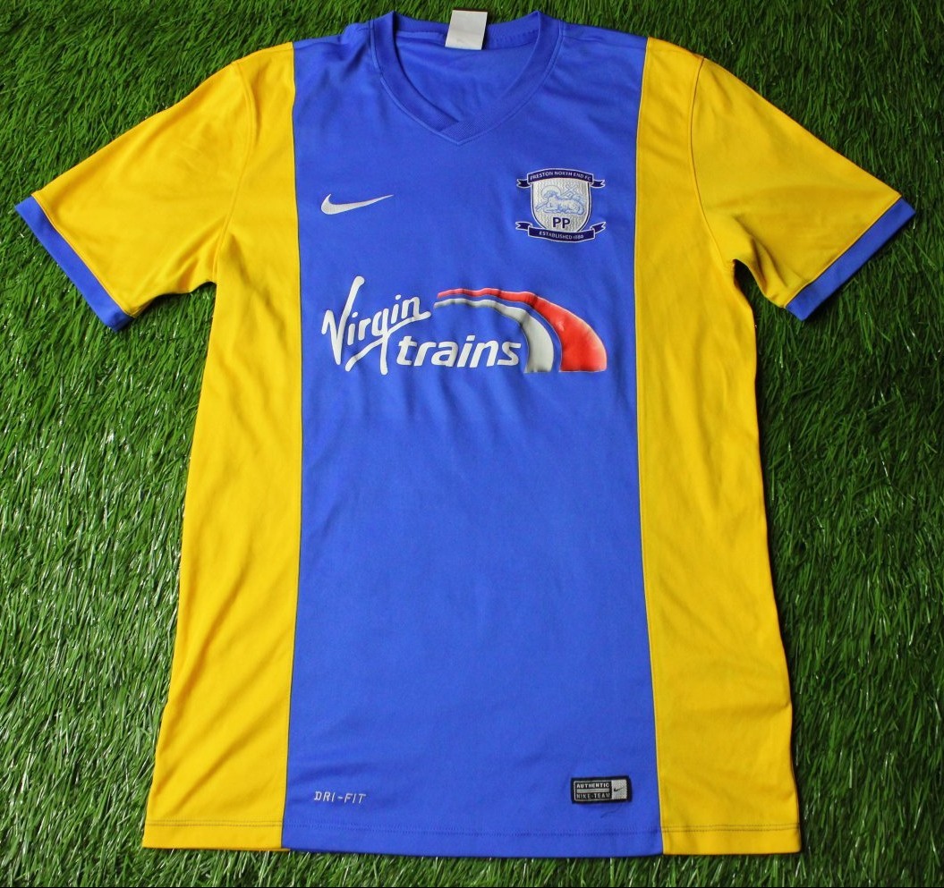 Preston North End 2015-16 Away Kit