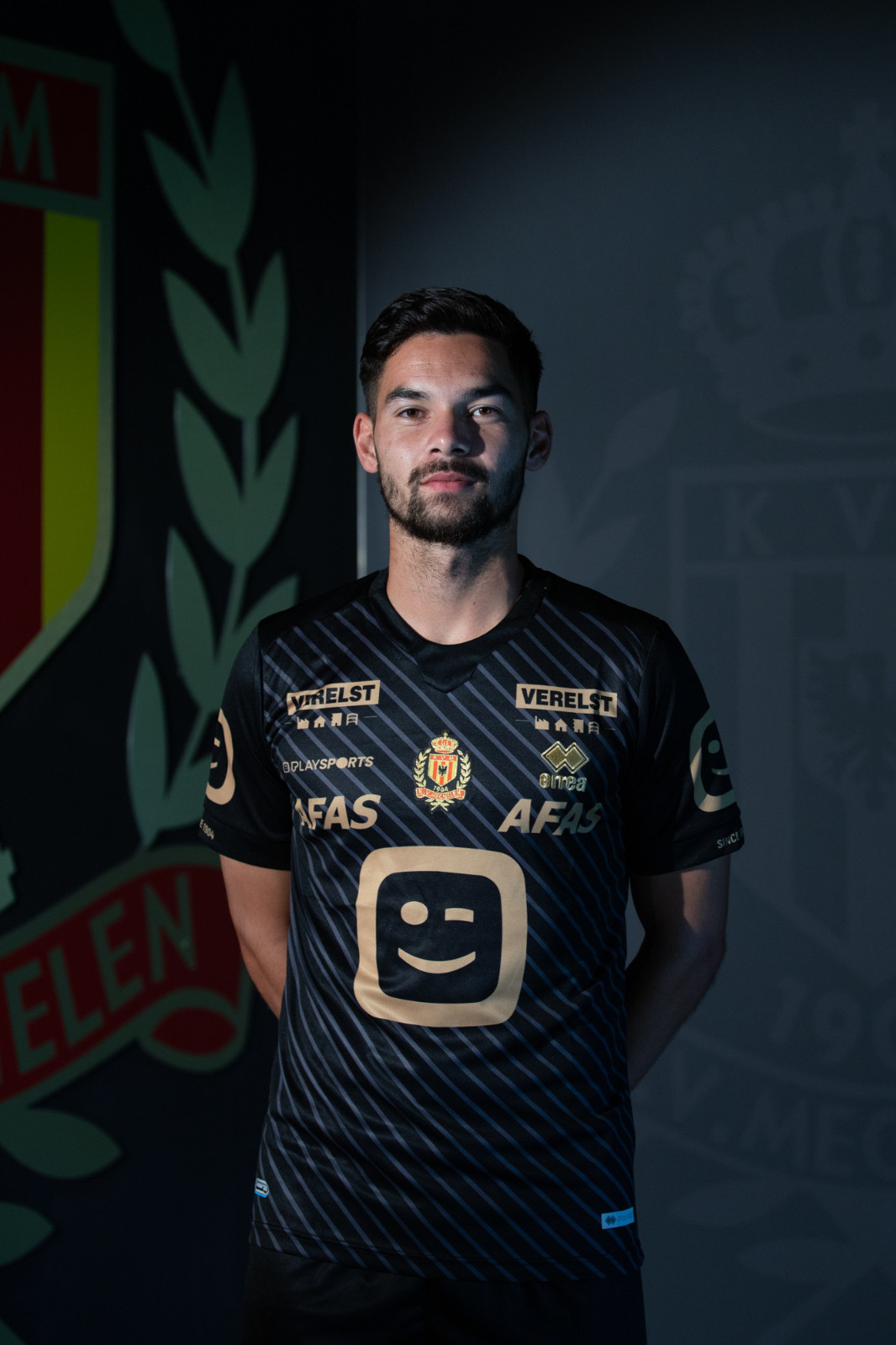 KV Mechelen 2021-22 Away Kit
