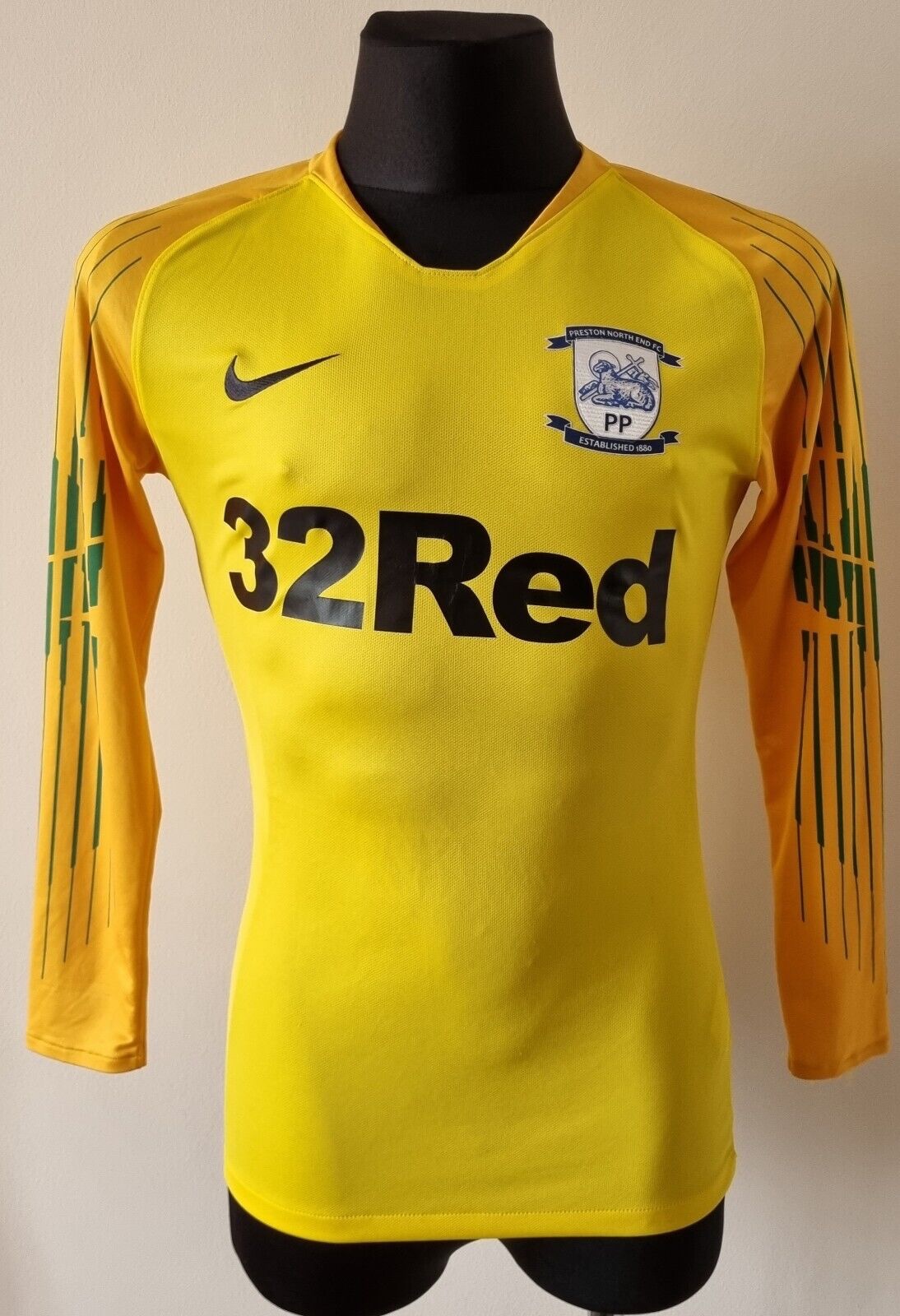 Preston North End 2018-19 GK 3 Kit