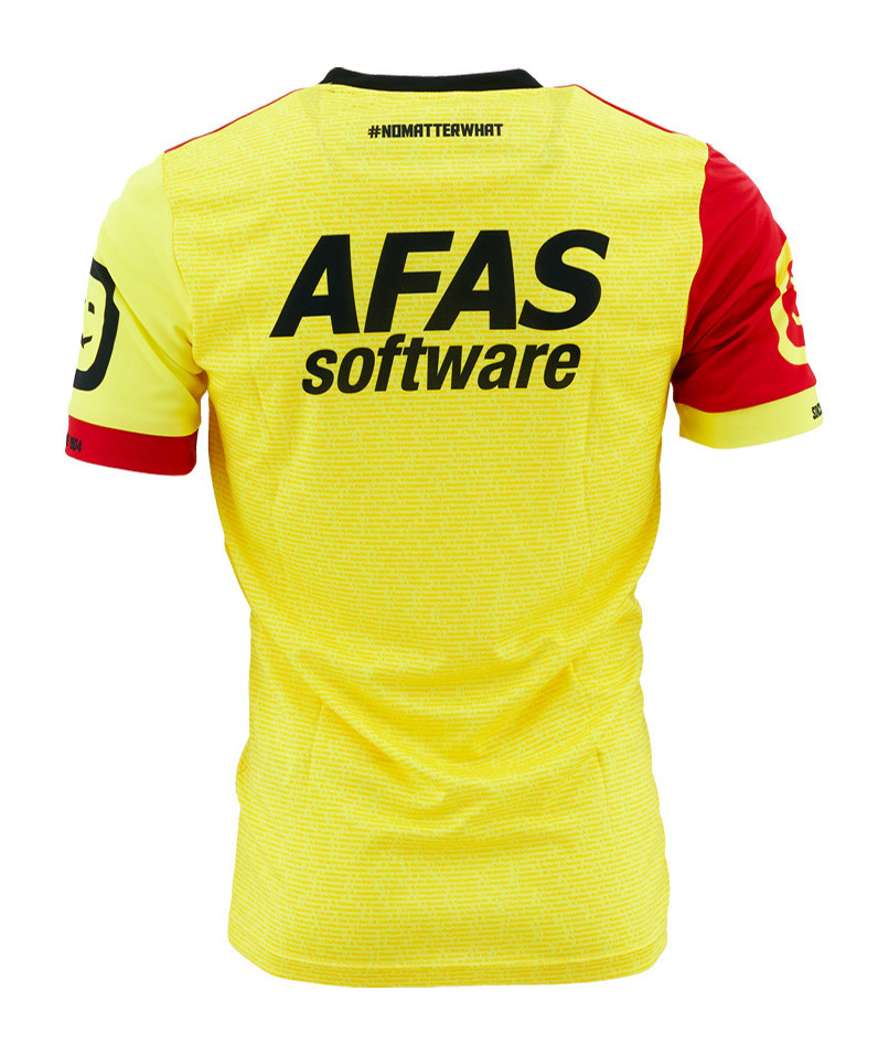 KV Mechelen 2021-22 GK Home Kit