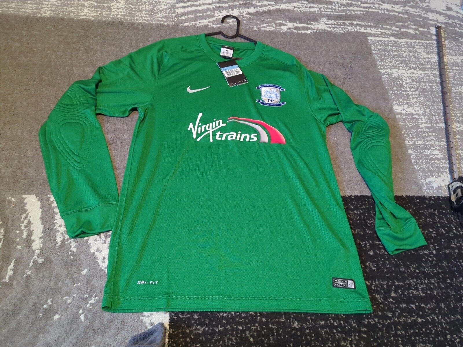 Preston North End 2014-15 GK 2 Kit