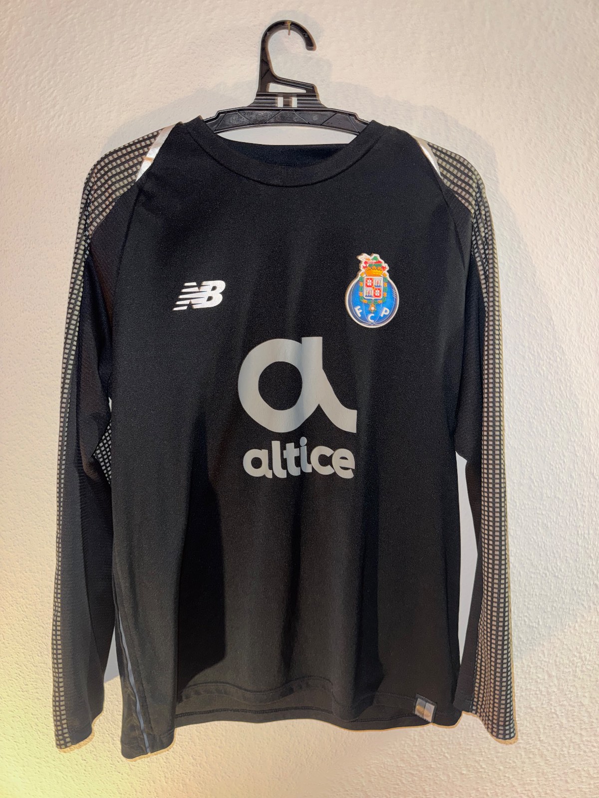 FC Porto 2018-19 GK 1 Kit
