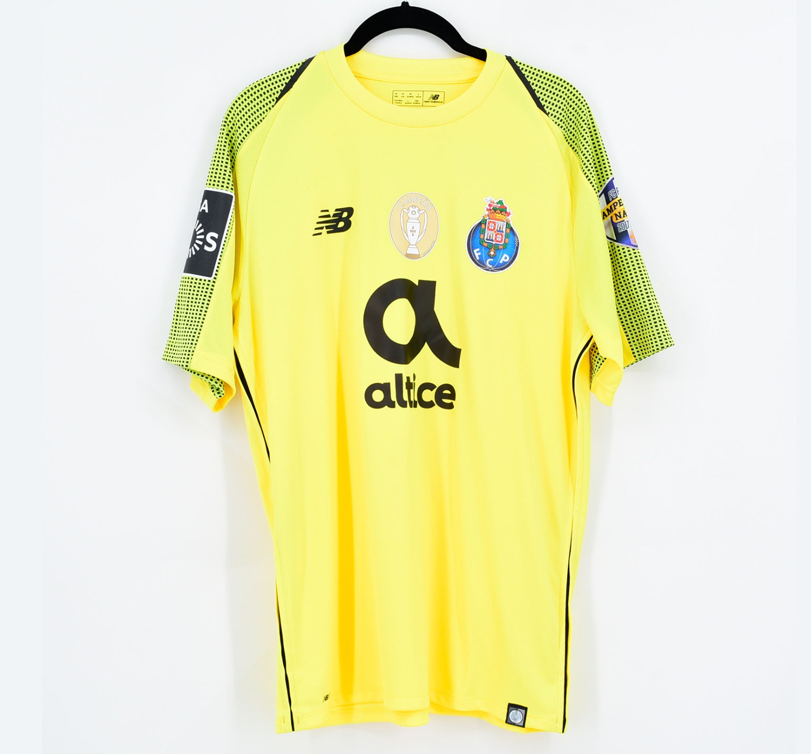 FC Porto 2018-19 GK 2 Kit