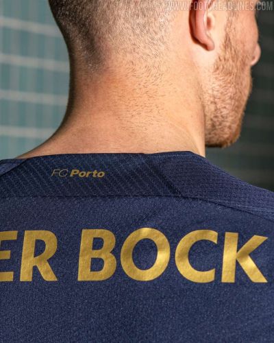 FC Porto 2021-22 Away Kit