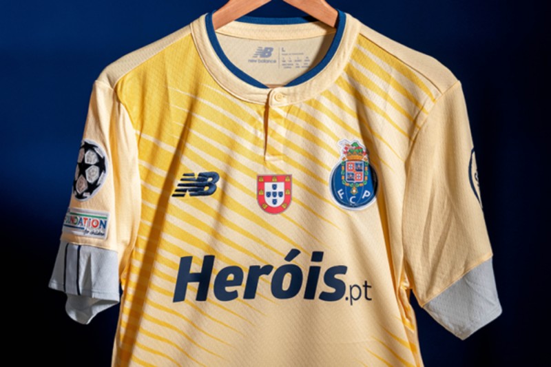 FC Porto 2022-23 European Away Kit