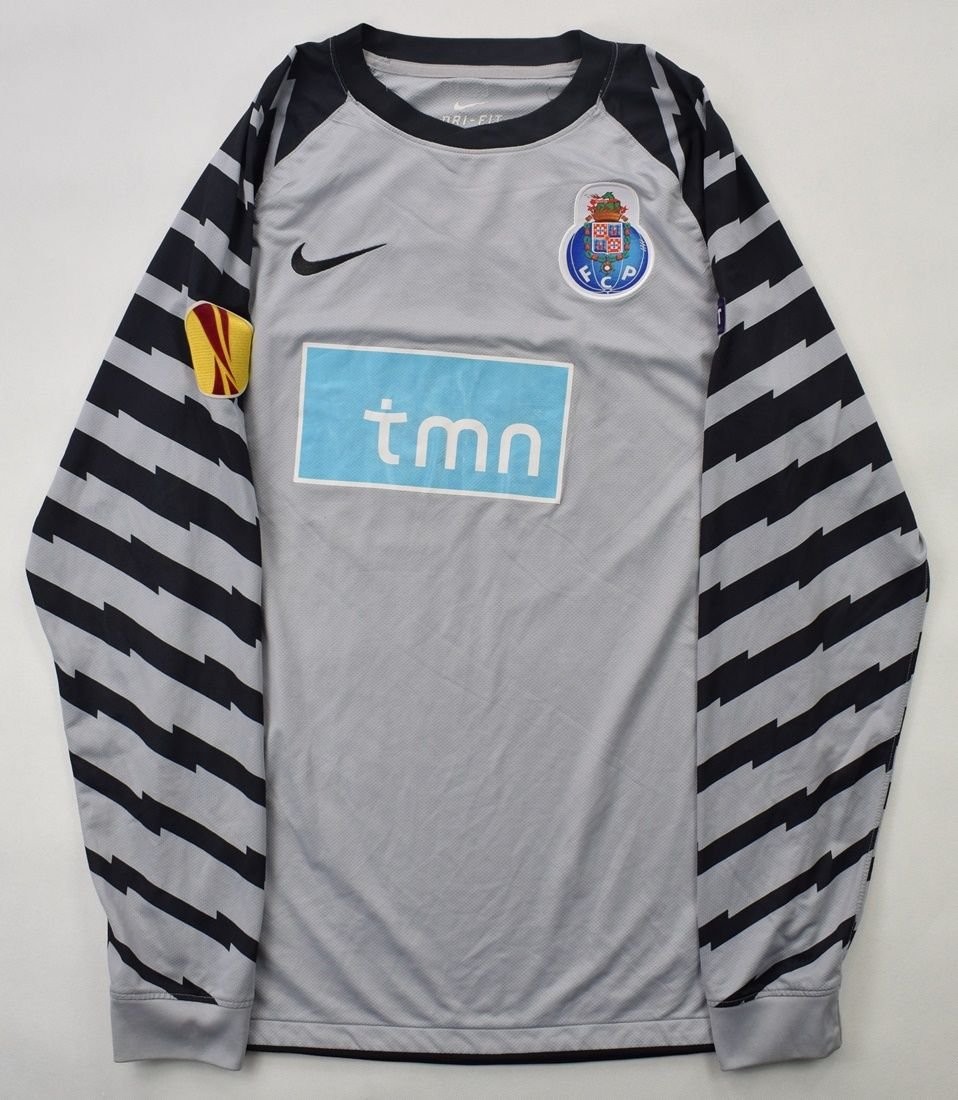 FC Porto 2010-11 GK Kit