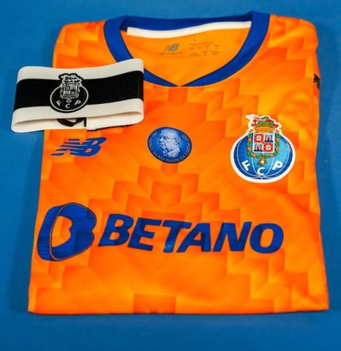 FC Porto 2024-25 Away V2 Kit