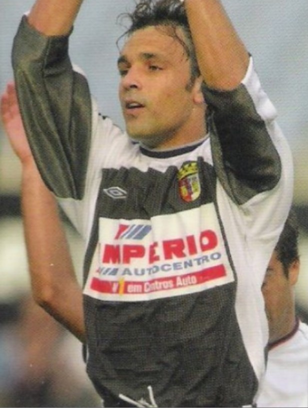 SC Braga 2001-02 GK 1 Kit