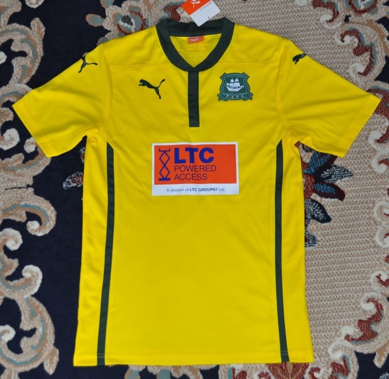 Plymouth Argyle 2014-15 Away Kit