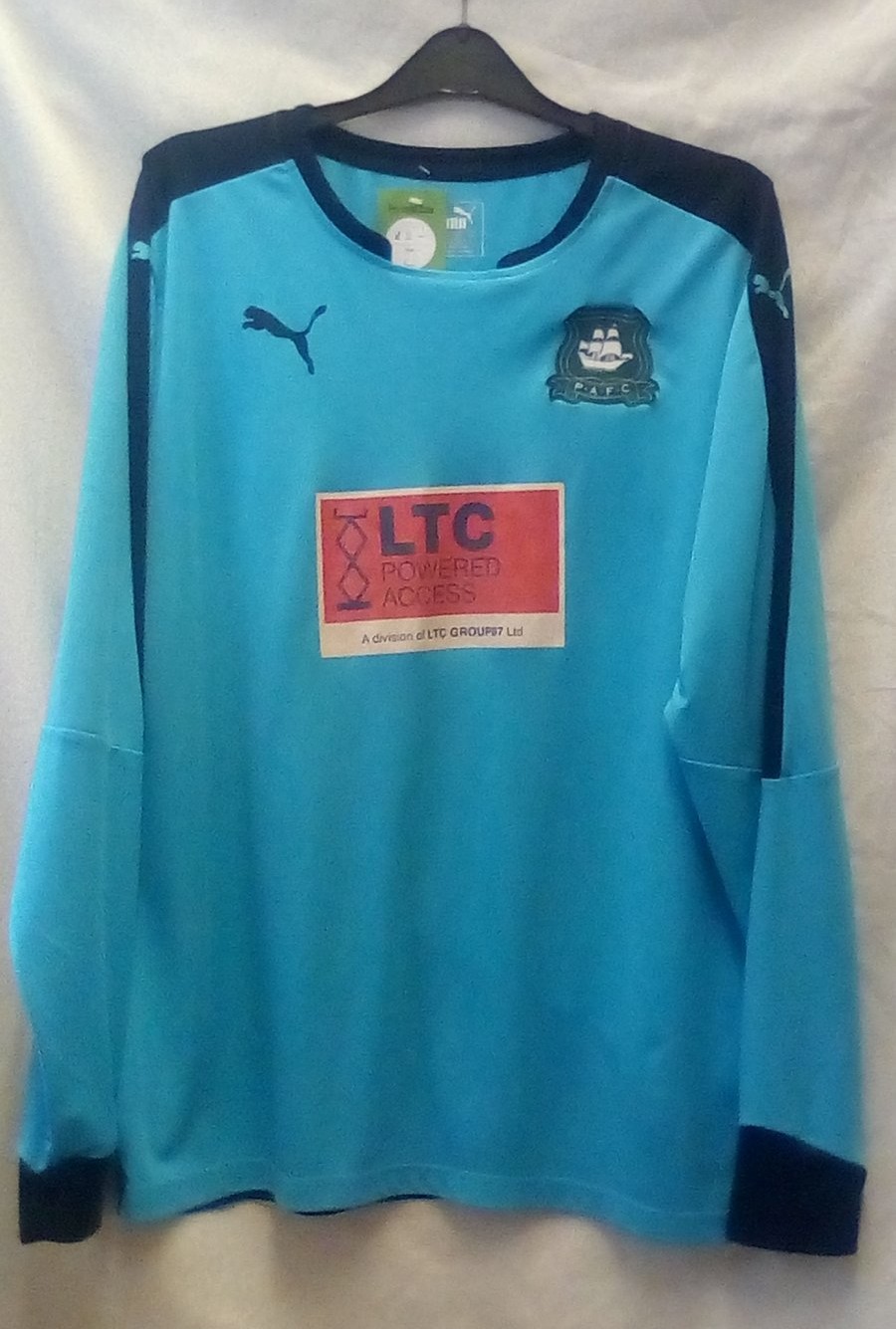 Plymouth Argyle 2015-16 GK 1 Kit