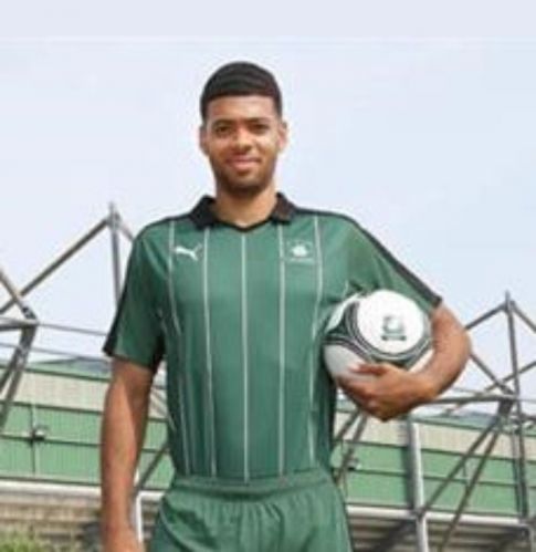 Plymouth Argyle 2016-17 Home Kit