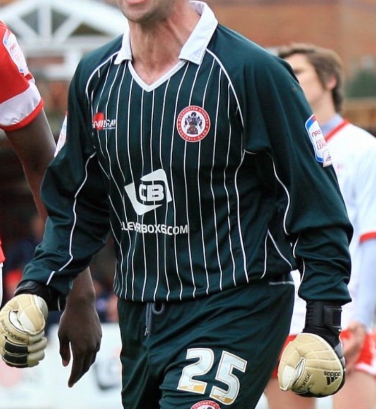 Accrington Stanley 2012-13 GK 1 Kit