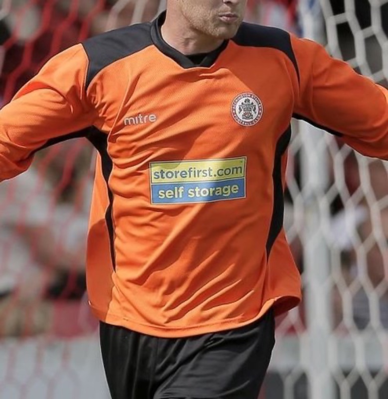 Accrington Stanley 2013-14 GK 1 Kit