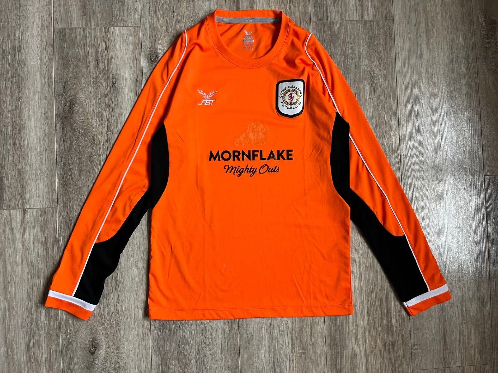 Crewe Alexandra 2019-20 GK 3 Kit