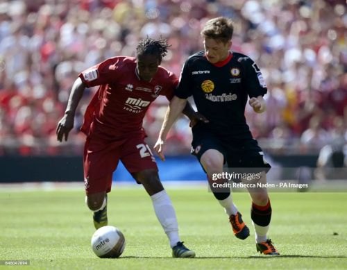 Cheltenham Town 2011-12 EFL League Two Play-Off Final Kit