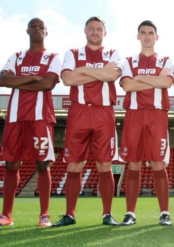 Cheltenham Town 2013-14 Home Kit