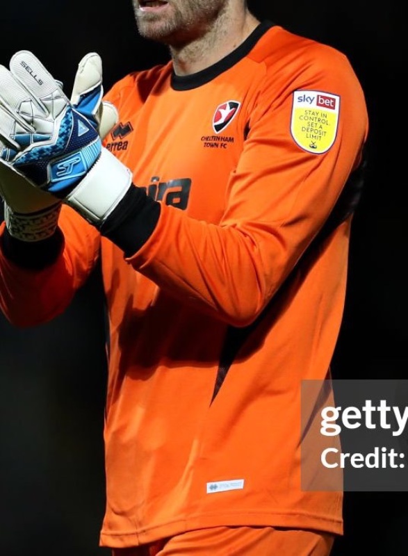 Cheltenham Town 2020-21 GK Third Kit