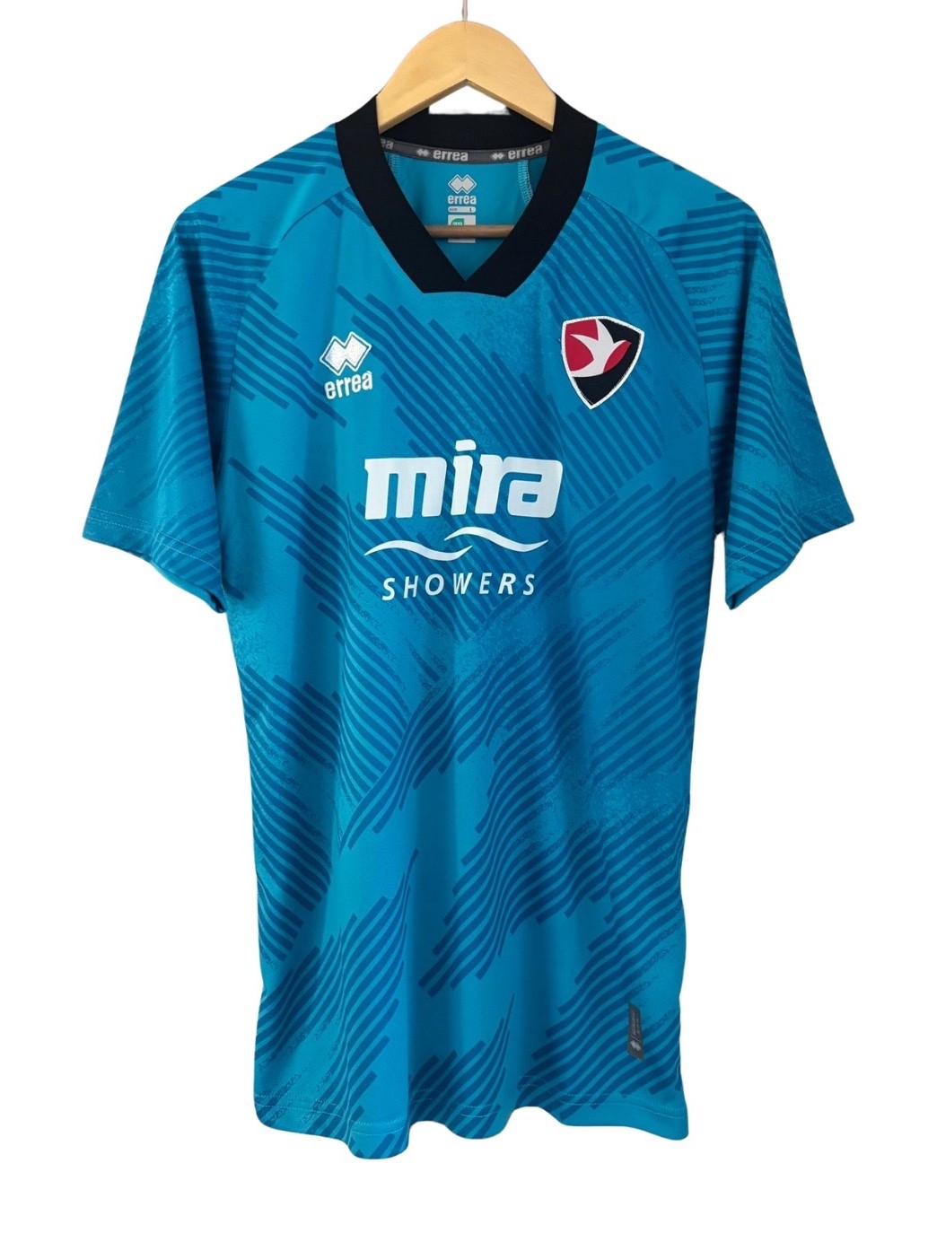 Cheltenham Town 2024-25 GK 1 Kit