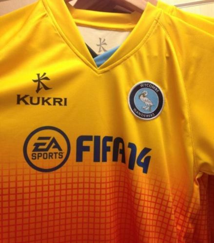 Wycombe Wanderers 2013-14 Away Kit