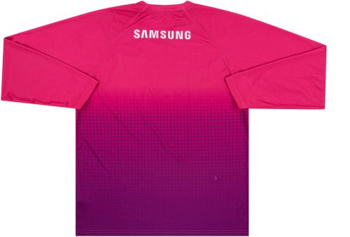 Wycombe Wanderers 2013-14 GK 1 Kit