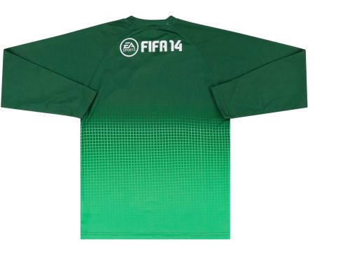 Wycombe Wanderers 2013-14 GK 2 Kit