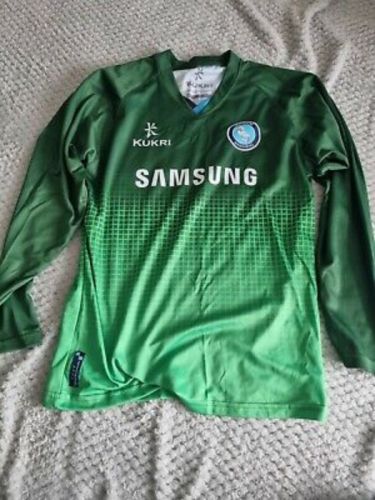 Wycombe Wanderers 2013-14 GK 2 Kit