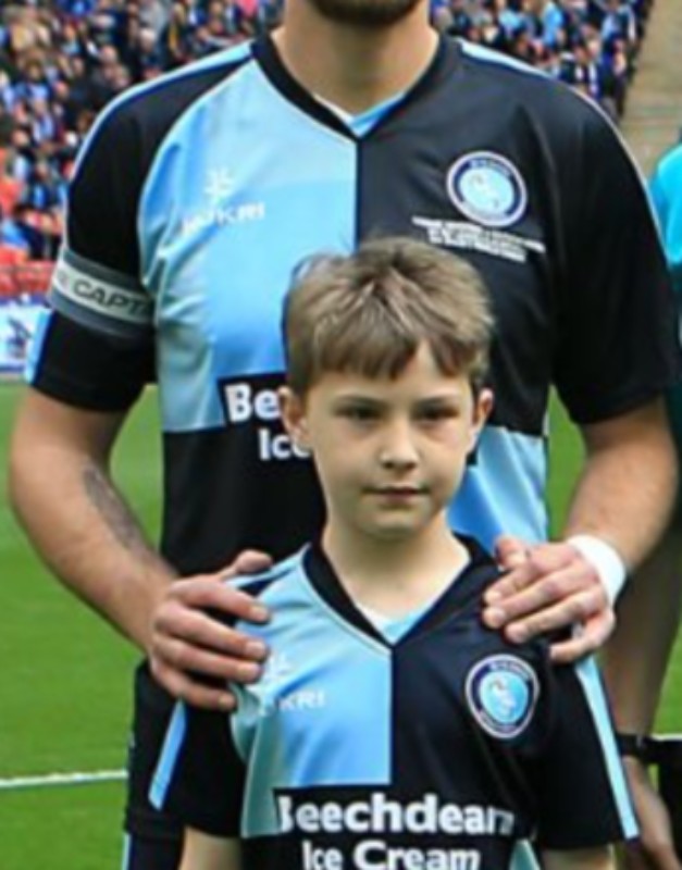 Wycombe Wanderers 2014-15 EFL League Two Play-Off Final Kit