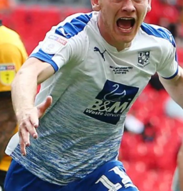 Tranmere Rovers 2018-19 EFL League Two Play-Off Final Kit