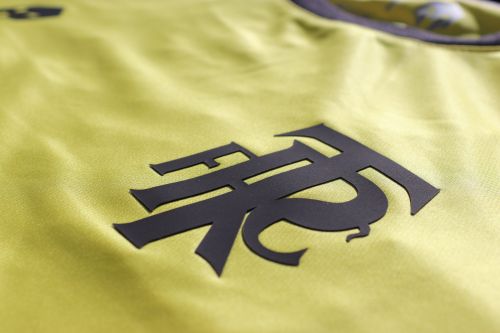 Tranmere Rovers 2021-22 Third Kit