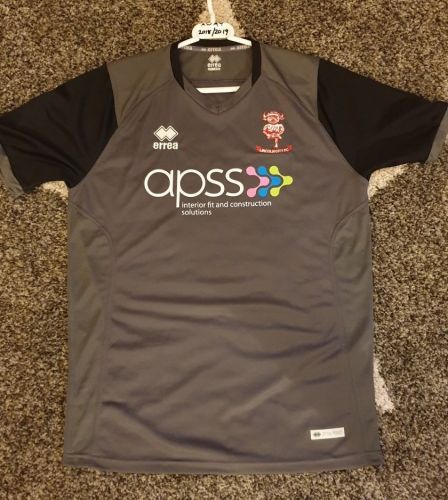 Lincoln City 2018-19 Away Kit
