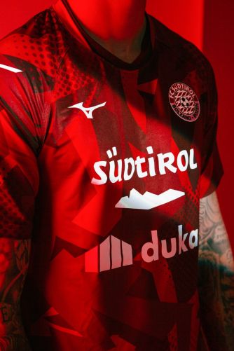 FC Südtirol 2023-24 Away Kit