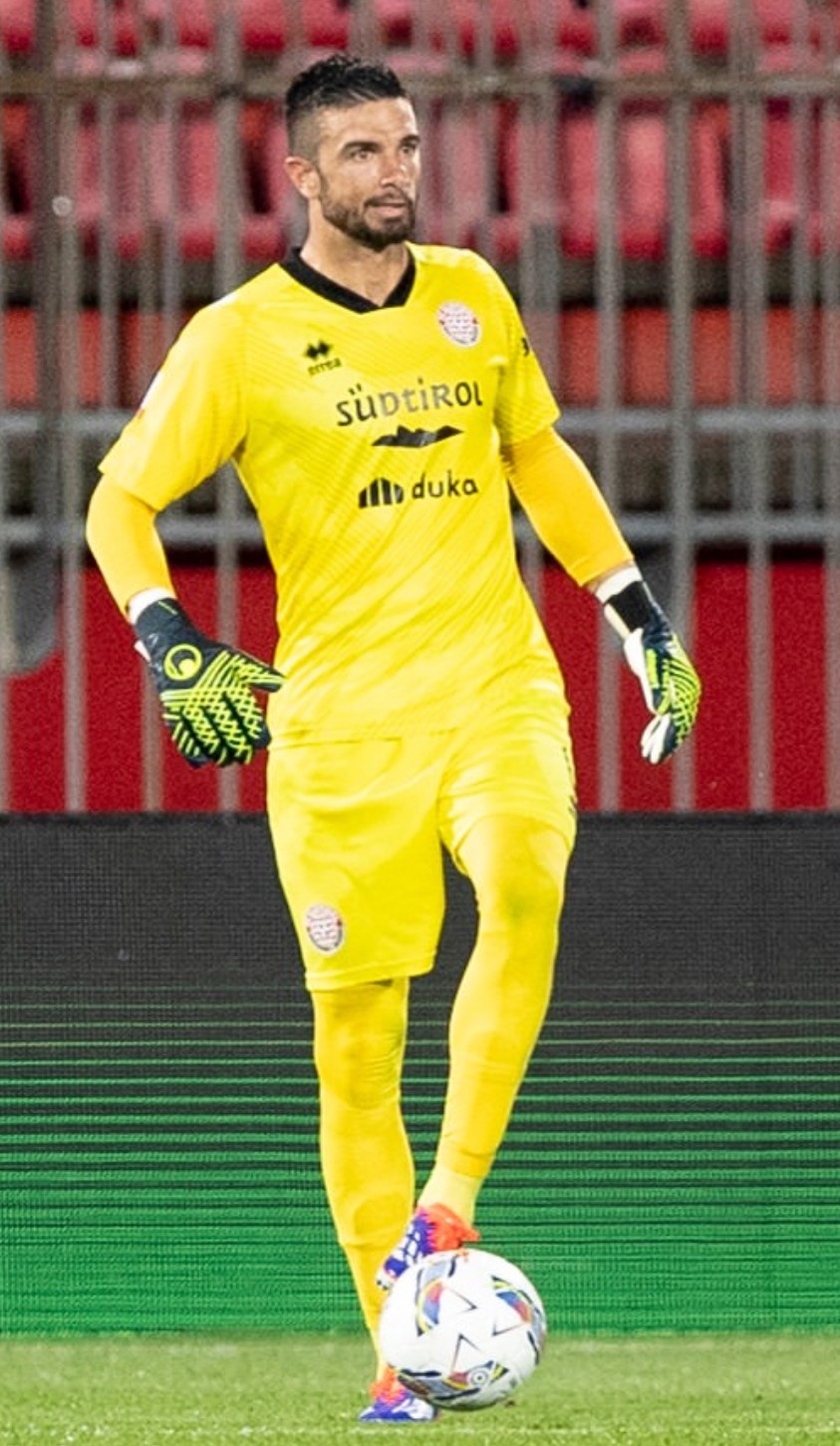 FC Südtirol 2024-25 GK 1 Kit