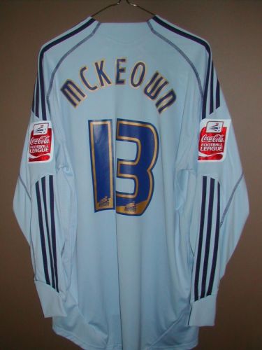 Peterborough United 2009-10 GK 2 Kit