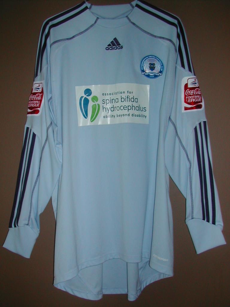 Peterborough United 2009-10 GK 2 Kit