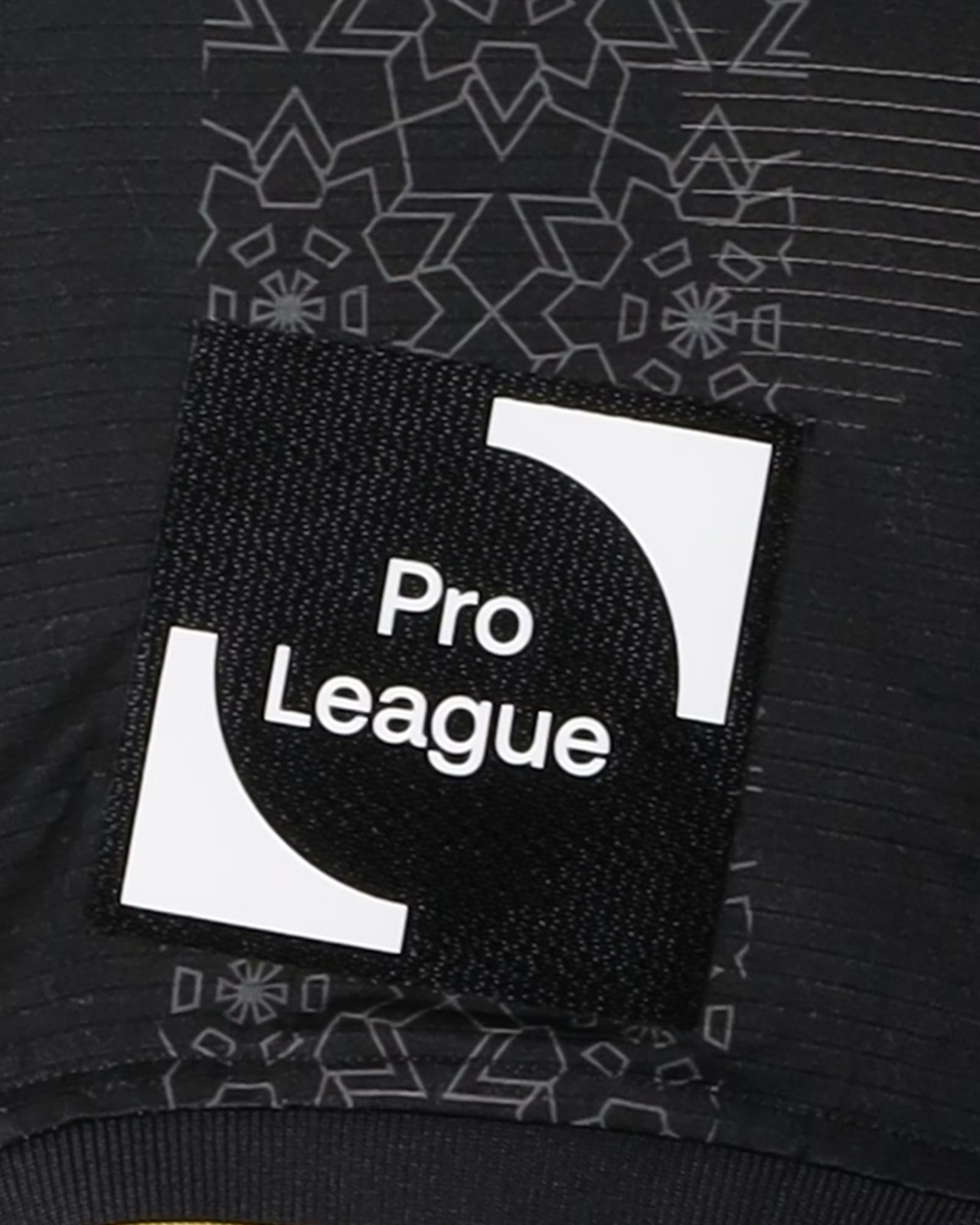 Royal Charleroi 2024-25 Away V2 Kit