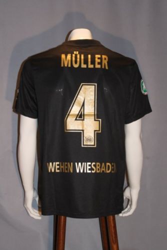 Wehen Wiesbaden 2012-13 Away Kit
