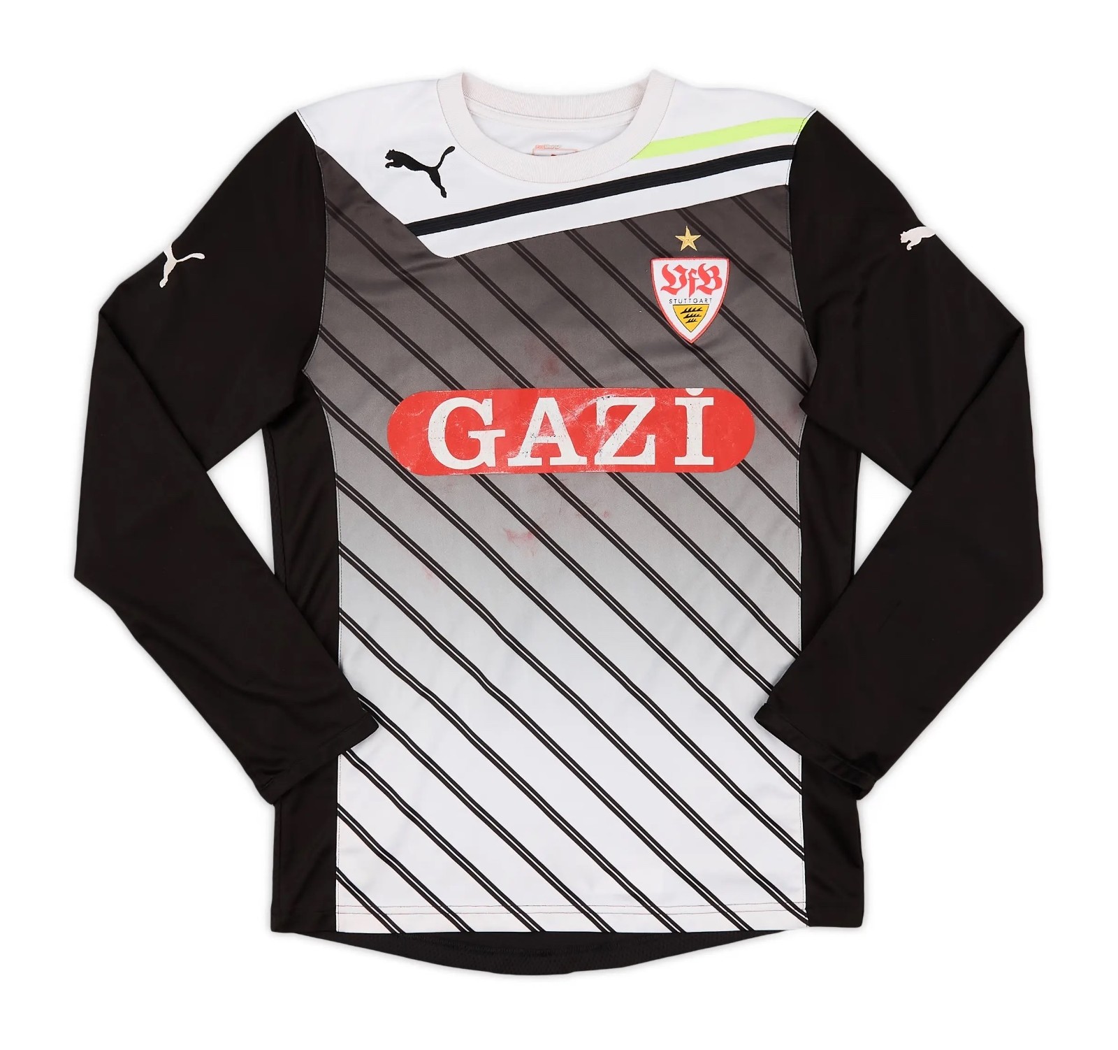 VfB Stuttgart II 2011-12 GK 2 Kit