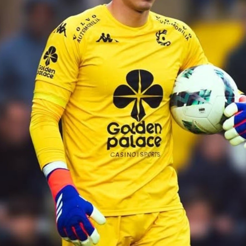 Cercle Brugge 2024-25 GK 2 V2 Kit