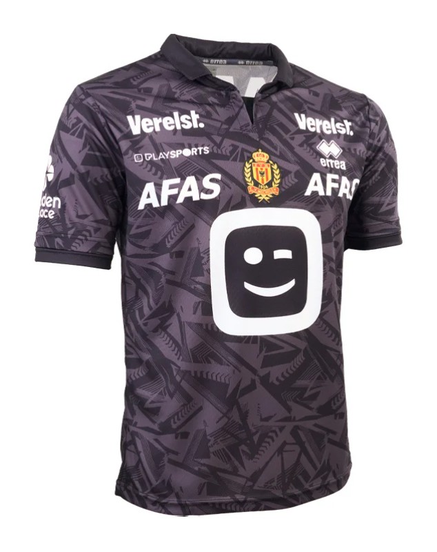 KV Mechelen 2024-25 Away Kit