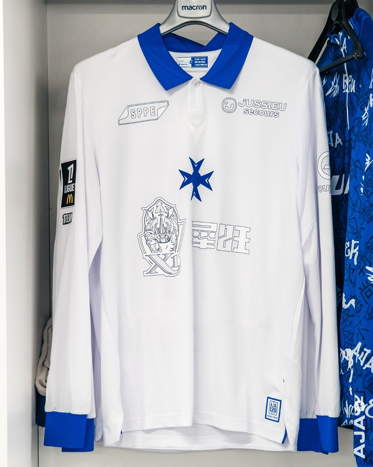 AJ Auxerre 2025-26 Anniversary Kit