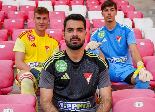 Debreceni VSC 2025-26 GK 1 Kit