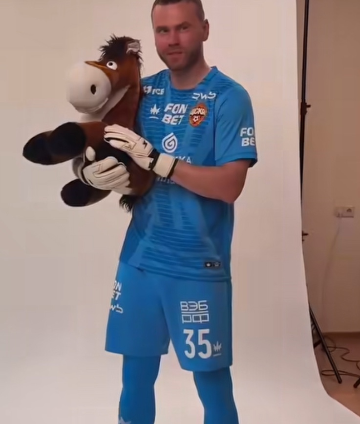 CSKA Moscow 2025-26 GK 3 Kit