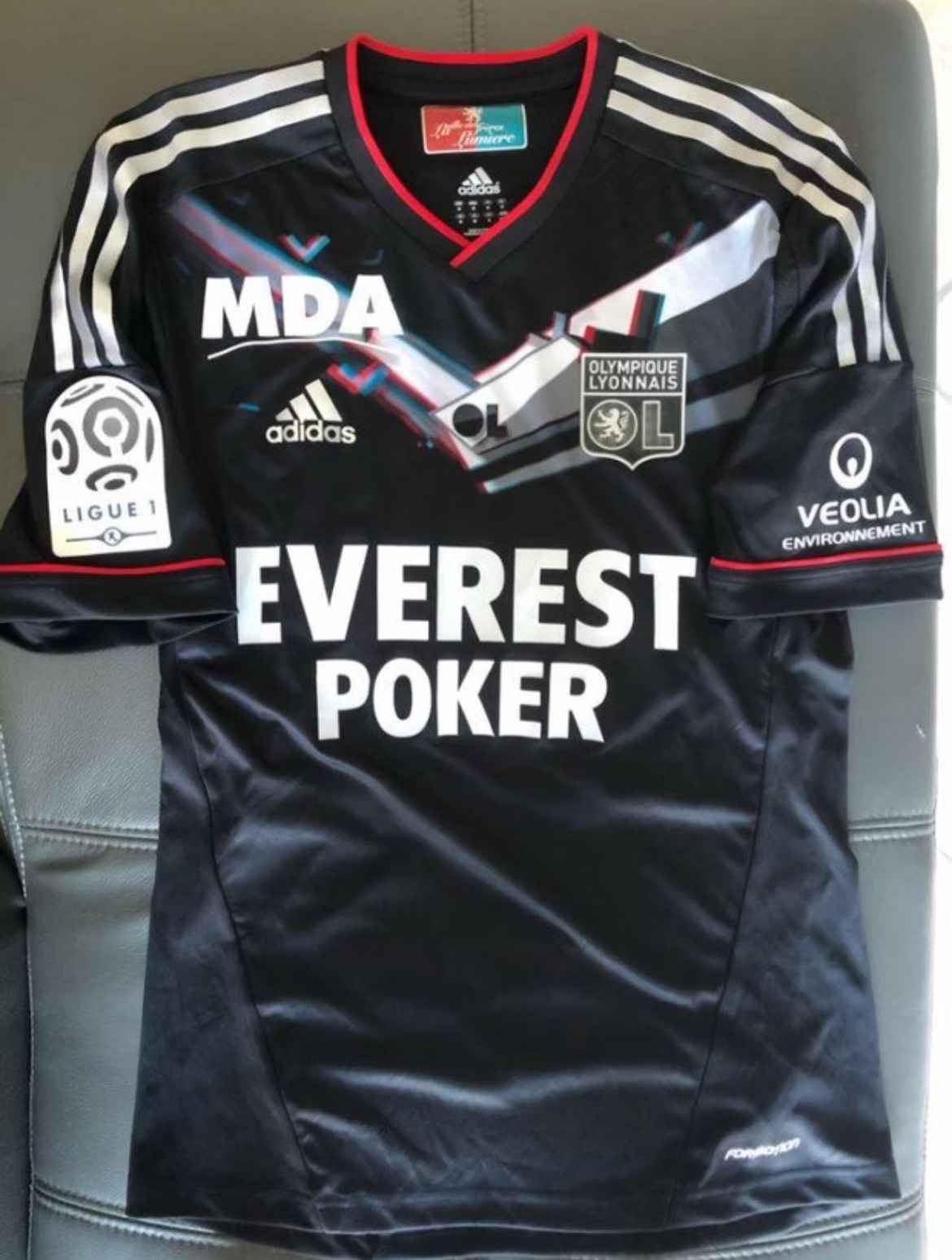 Olympique Lyonnais 2011-12 Fourth Kit