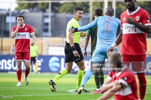 OH Leuven 2025-26 GK 2 Kit