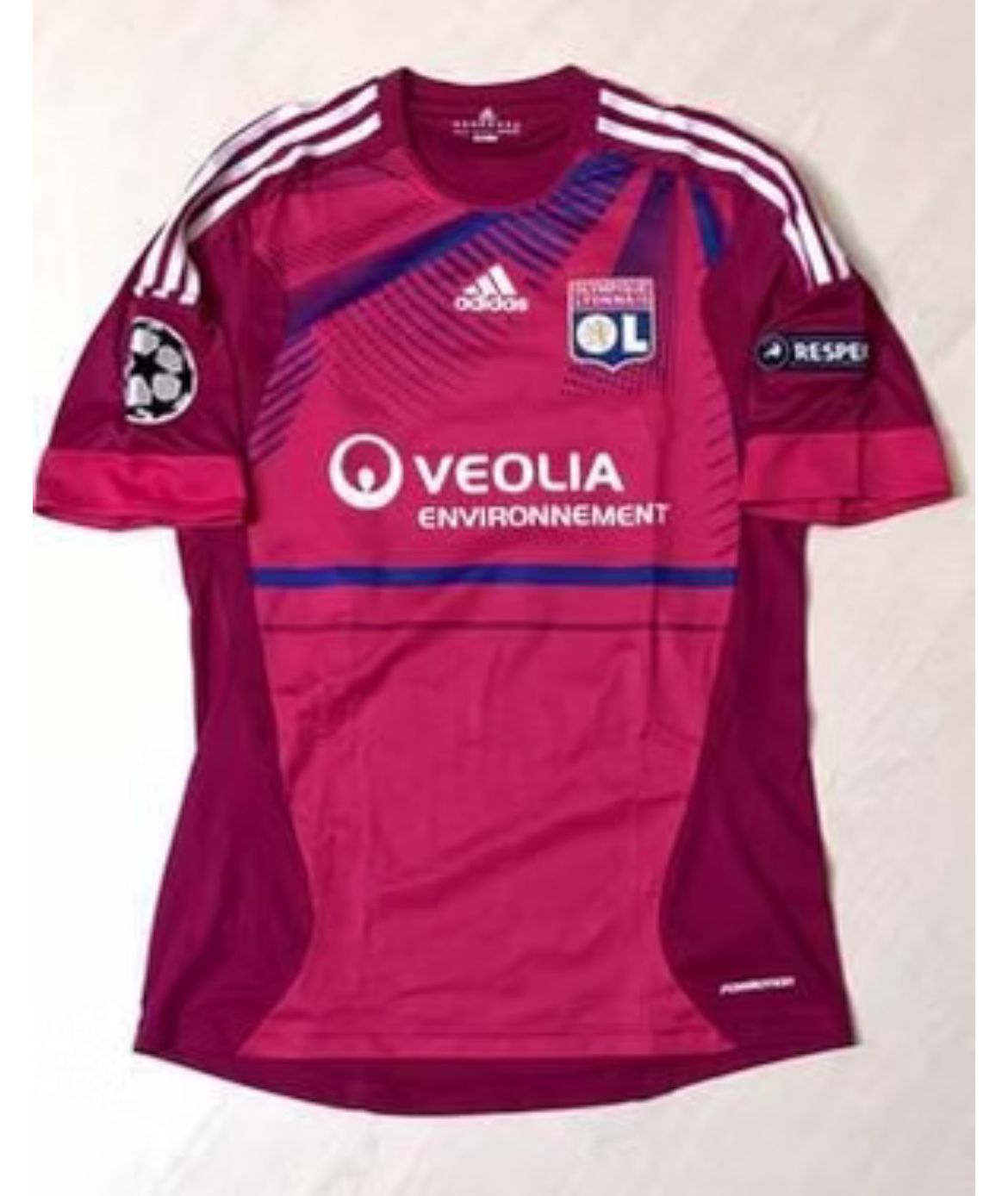 Olympique Lyonnais 2011-12 Champions League Third V2 Kit