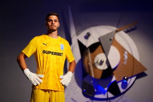 Universitatea Craiova 2025-26 GK 1 Kit